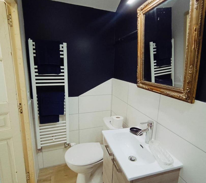 Photo of Bathroom in Brioude