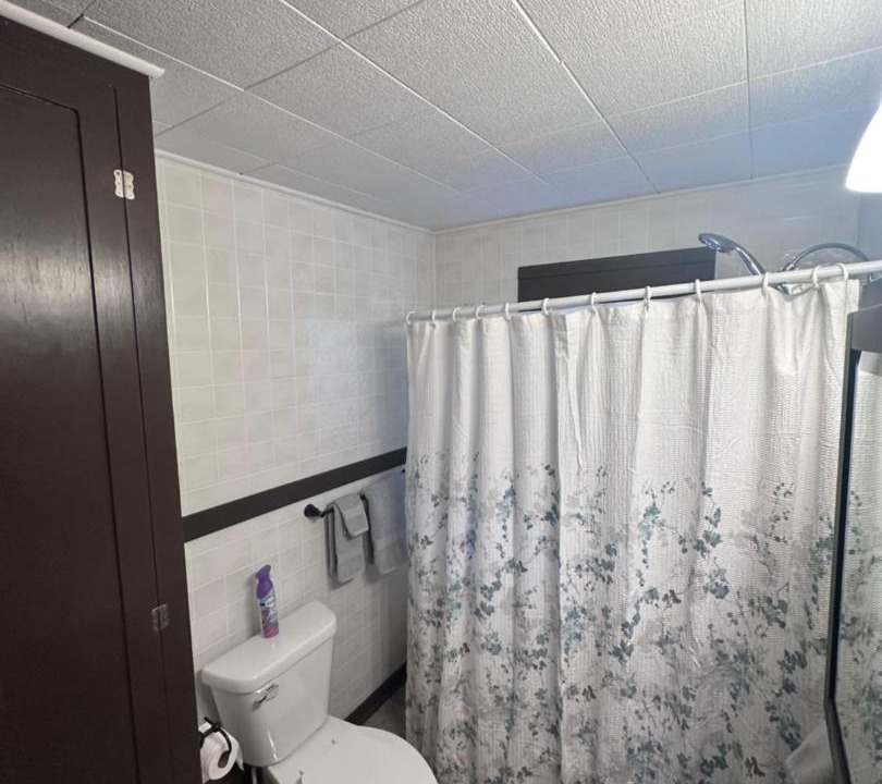 Photo of Bathroom in Lewellen