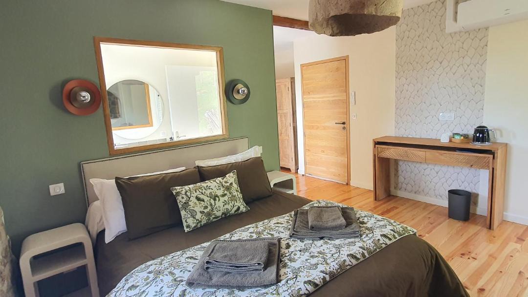 Photo of Bedroom in Saint-Felicien