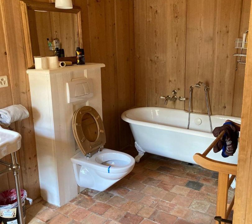 Photo of Bathroom in Orsieres