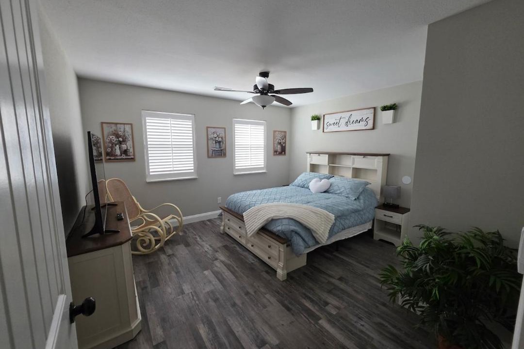 Photo of Bedroom in Waynesville