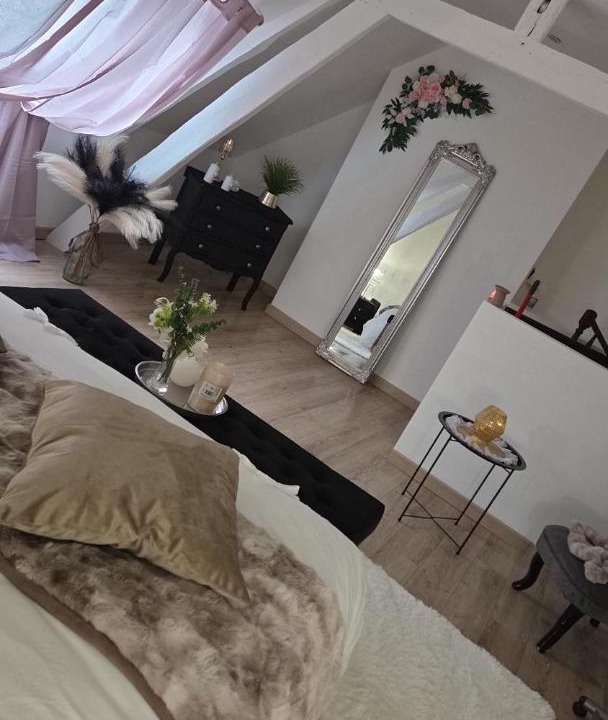 Photo of Bedroom in Cuvilly