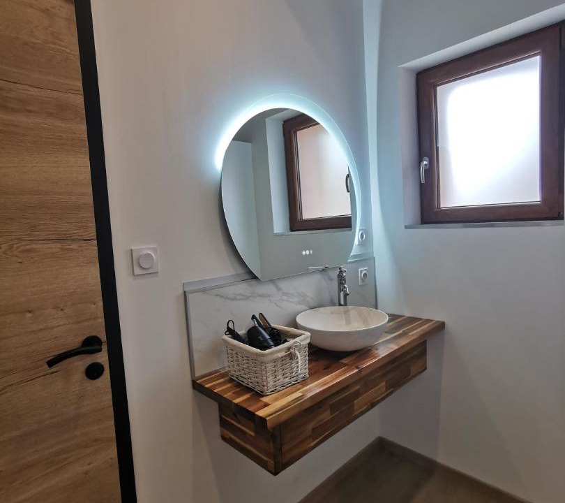 Photo of Bathroom in Loreux
