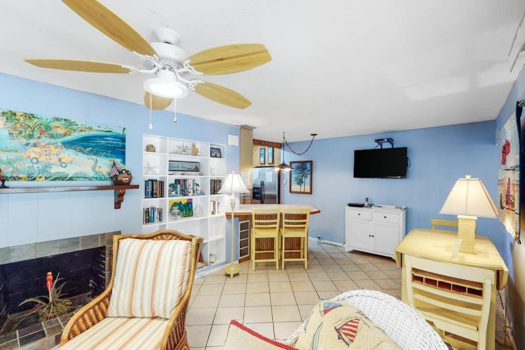 Photo of Others in Anna Maria