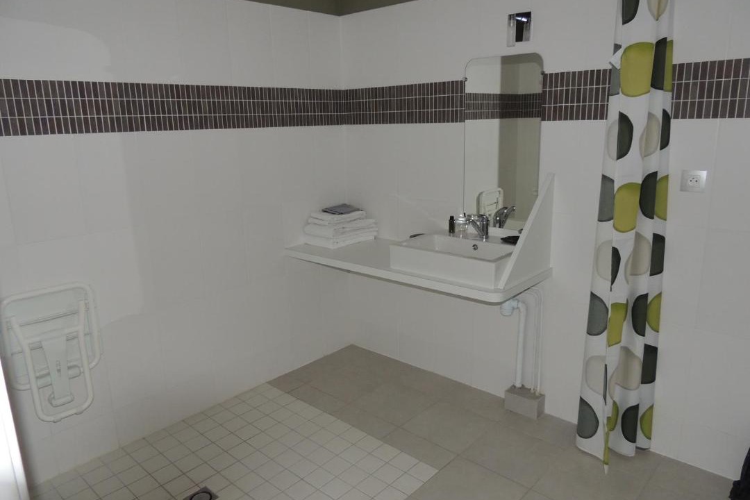 Photo of Bathroom in Juigne-sur-Loire