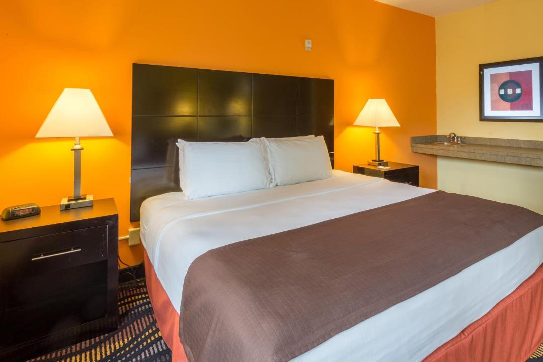 Photo of Bedroom in Streator