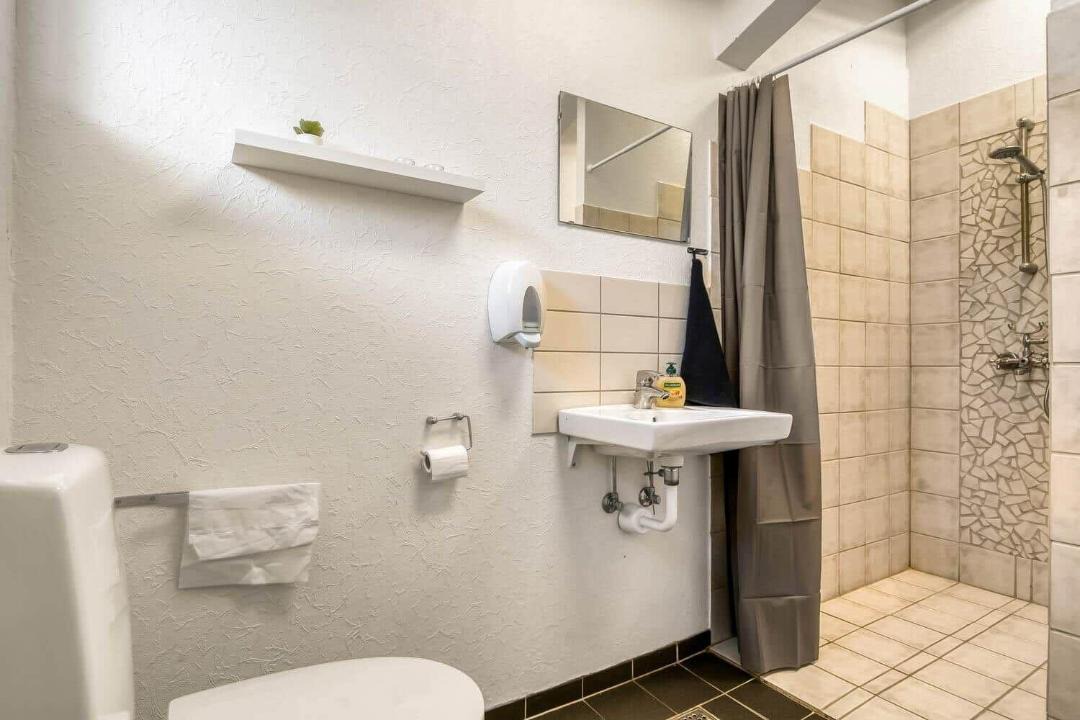 Photo of Bathroom in Falen