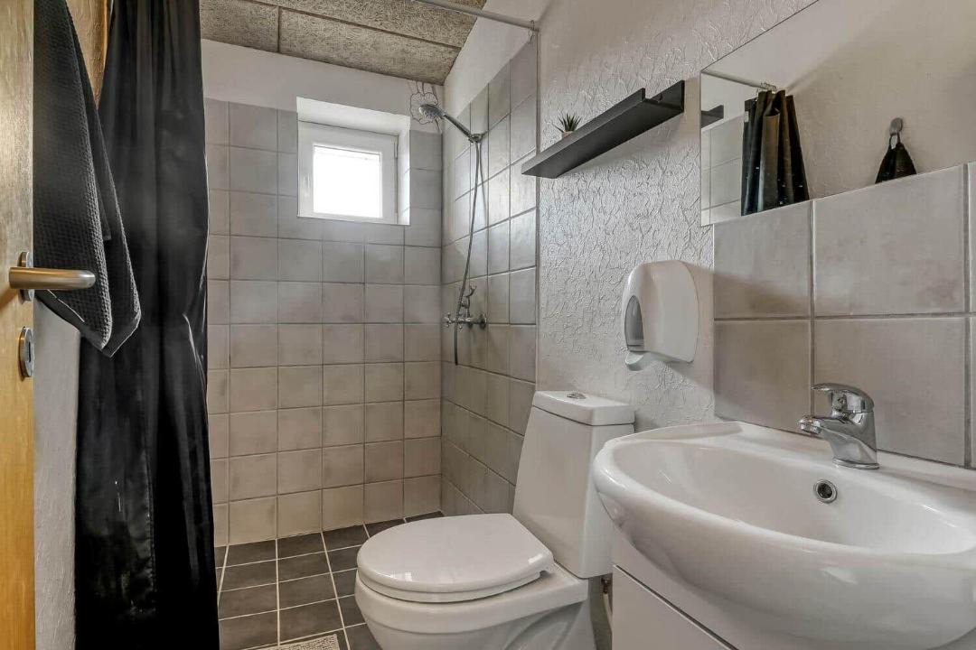 Photo of Bathroom in Falen