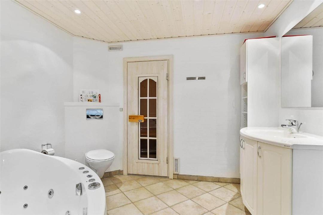 Photo of Bathroom in Snedsted