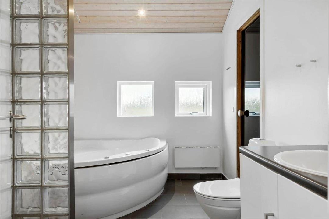 Photo of Bathroom in Sundstrup