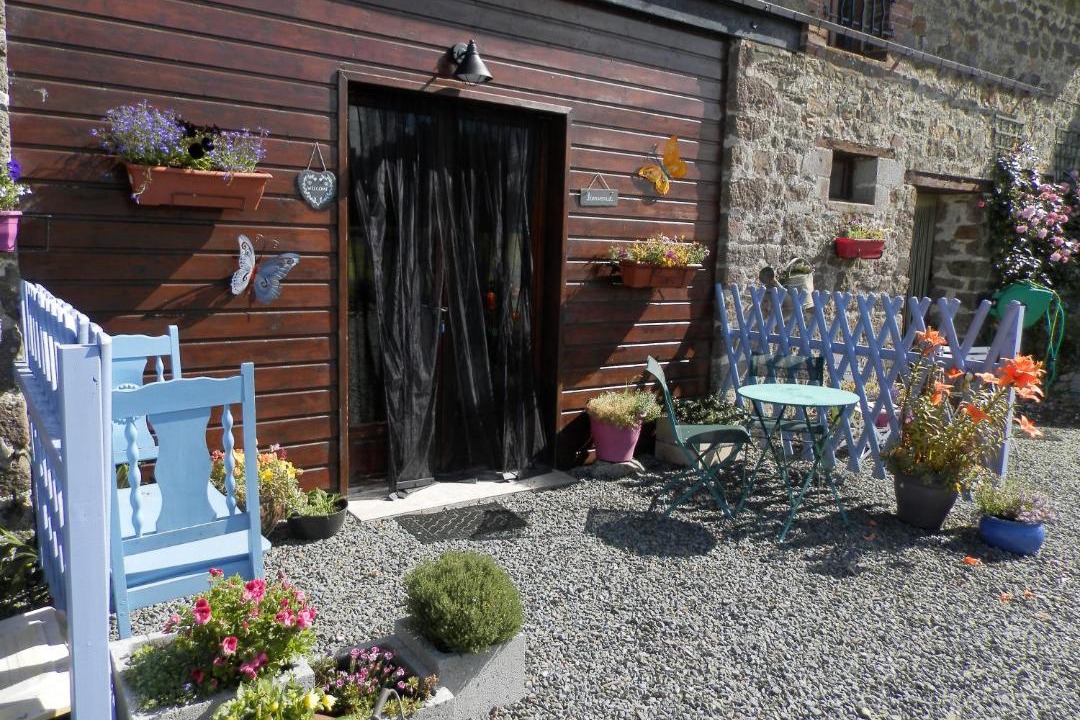 Photo of Others in Le Guislain