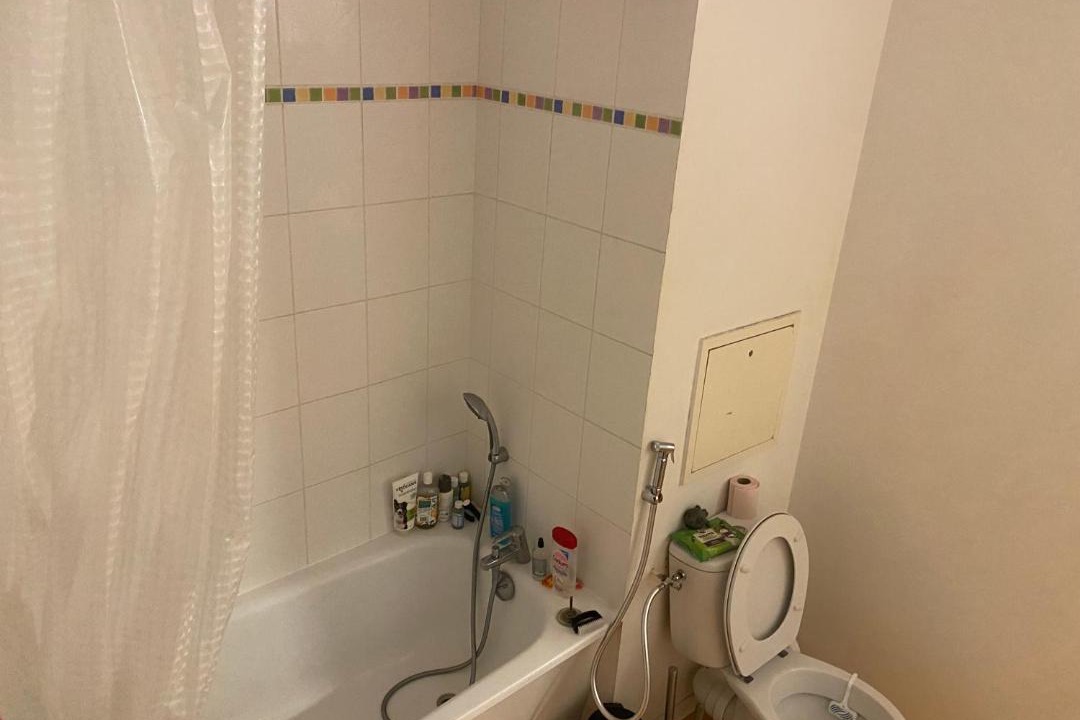 Photo of Bathroom in Montreuil
