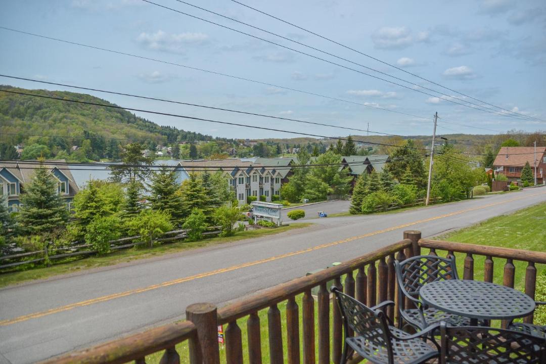 Photo of Patio Balcony in McHenry