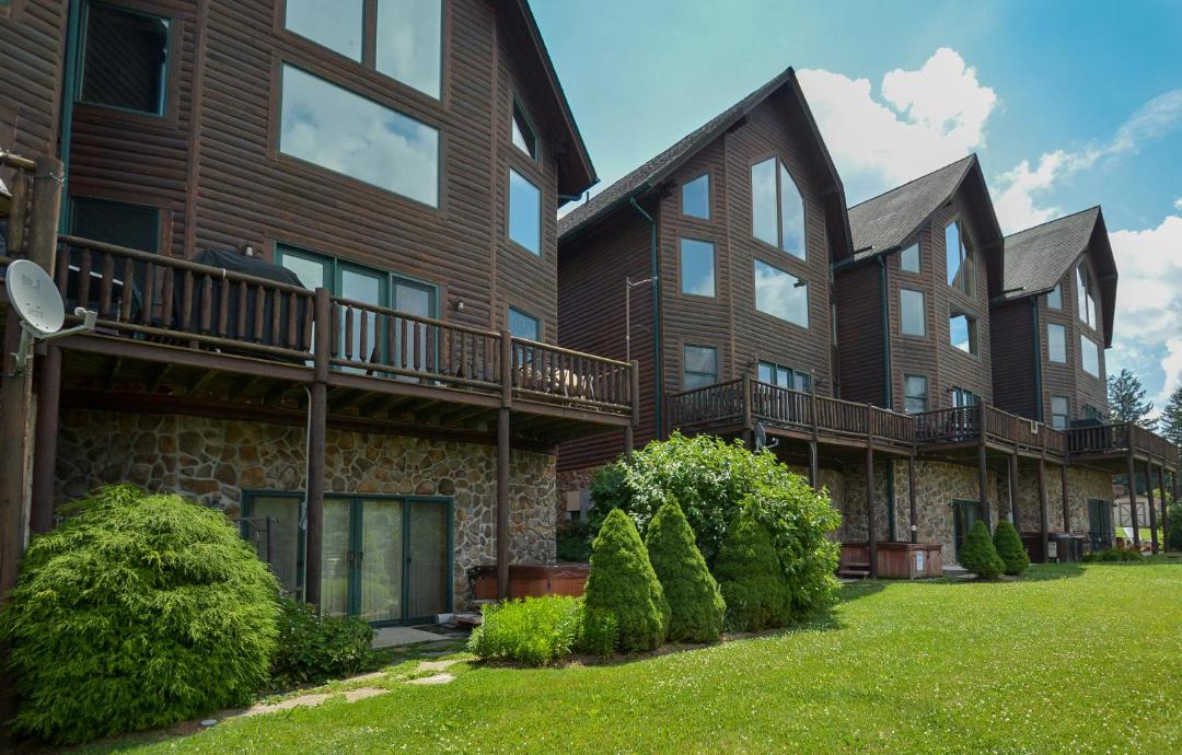 Photo of Buildings in McHenry