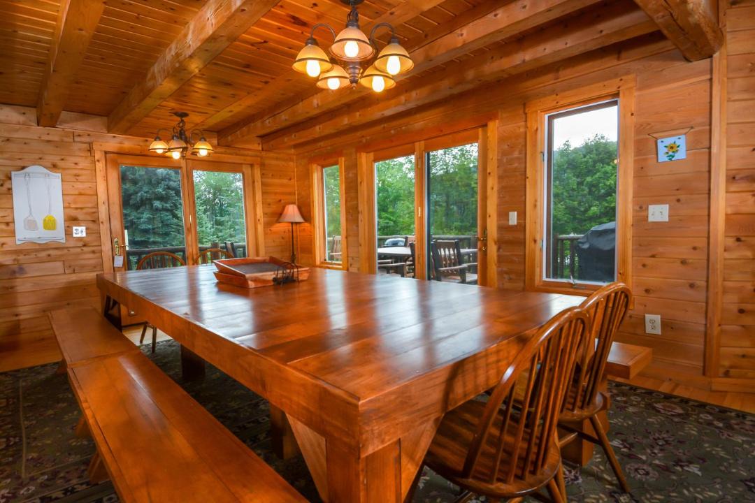 Photo of Livingroom in McHenry