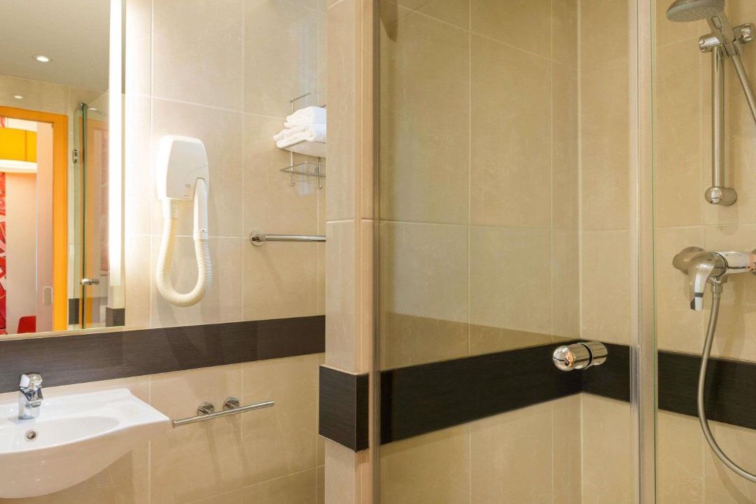 Photo of Bathroom in Gambetta