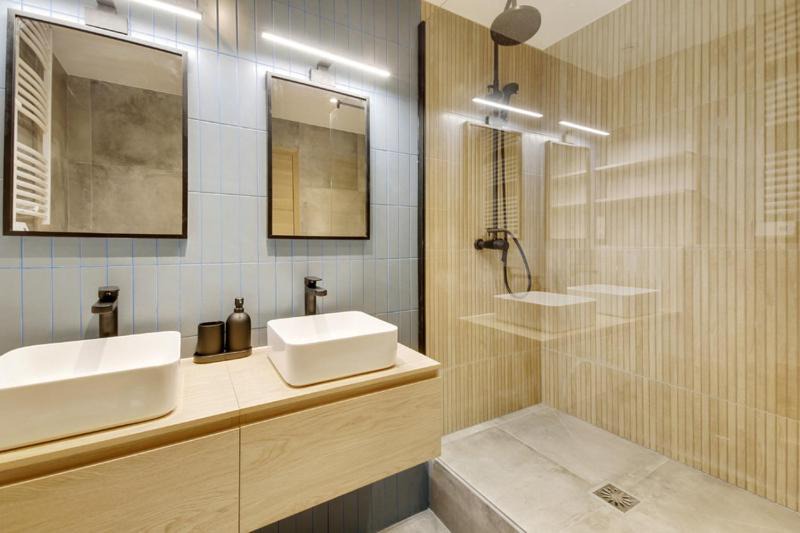 Photo of Bathroom in 13th Arrondissement