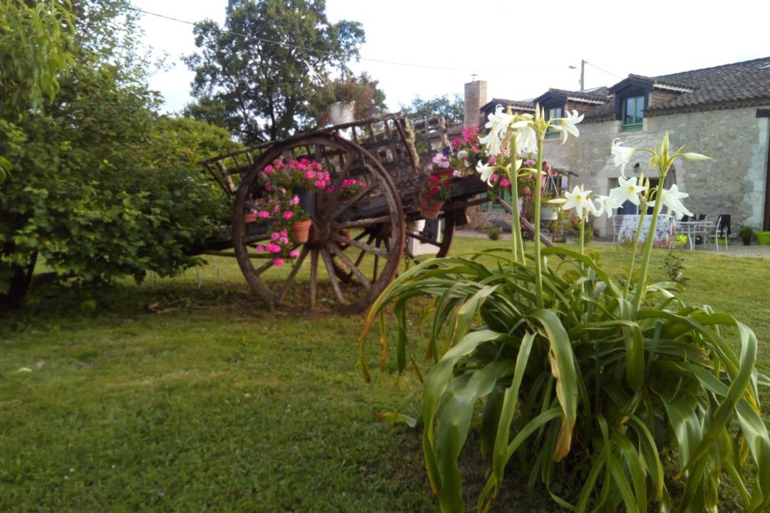 Photo of Others in Montazeau