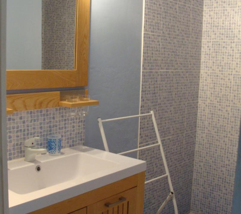 Photo of Bathroom in Ferreux-Quincey