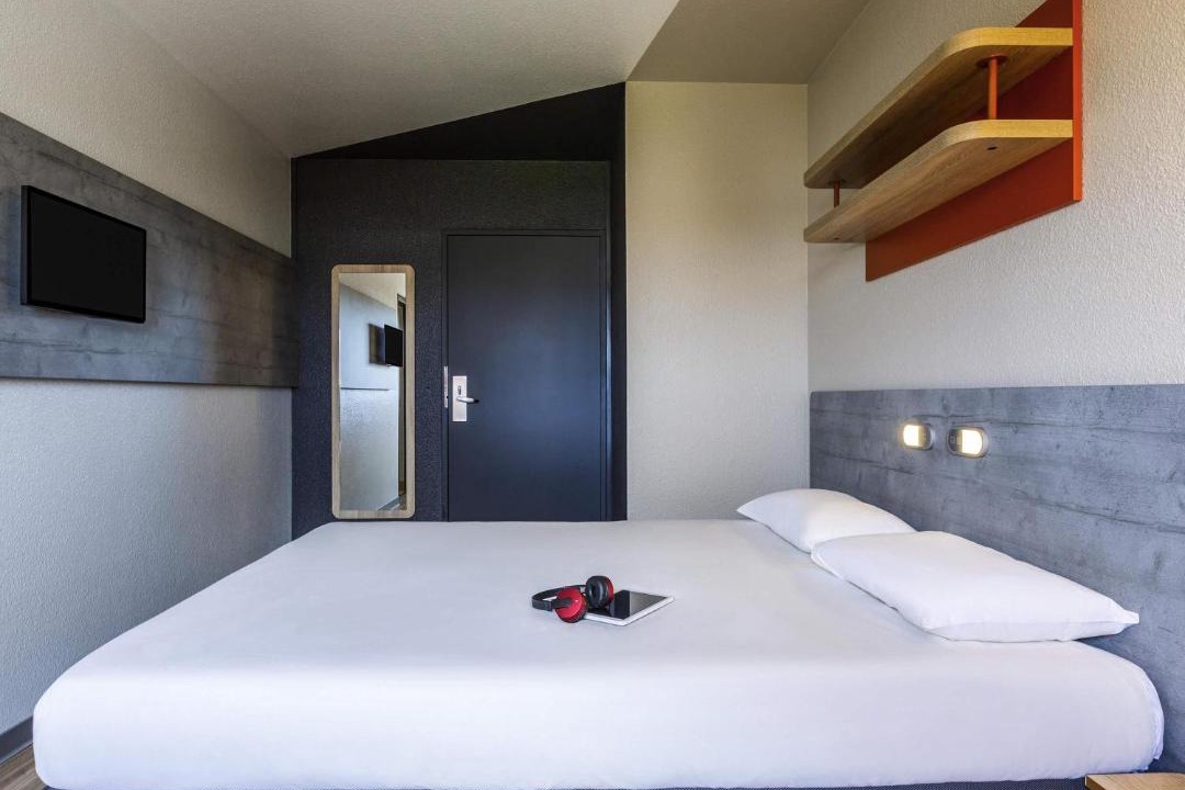 Photo of Bedroom in Le Kremlin-Bicetre