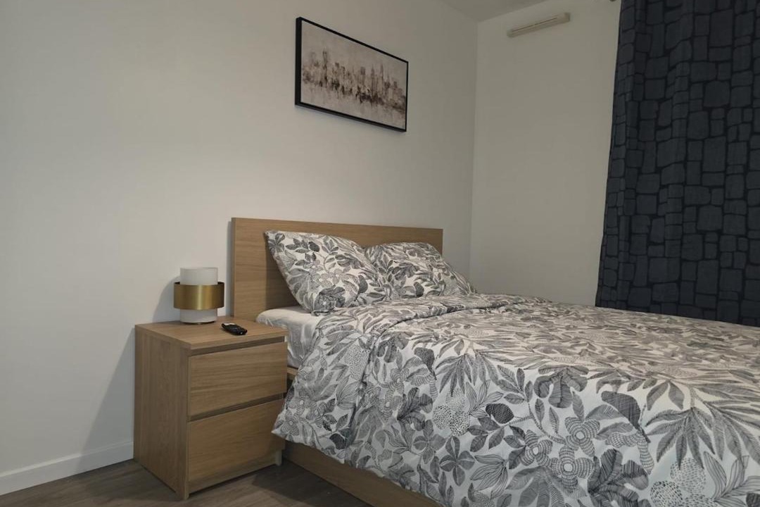 Photo of Bedroom in Center