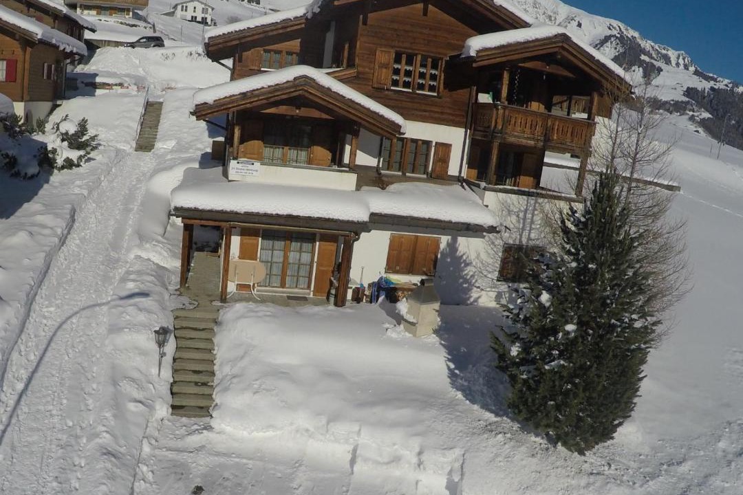 Photo of Buildings in Tujetsch