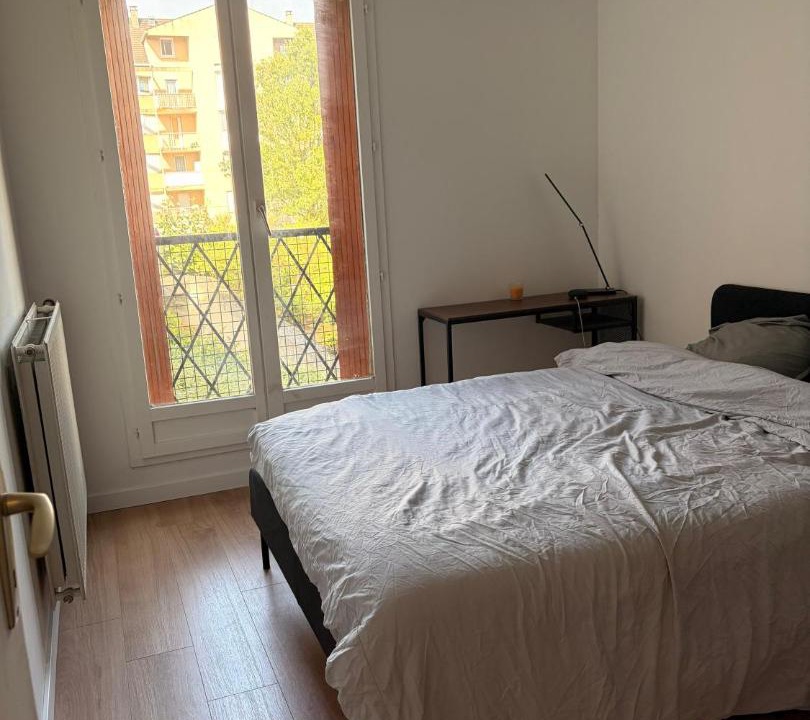 Photo of Bedroom in Courcouronnes
