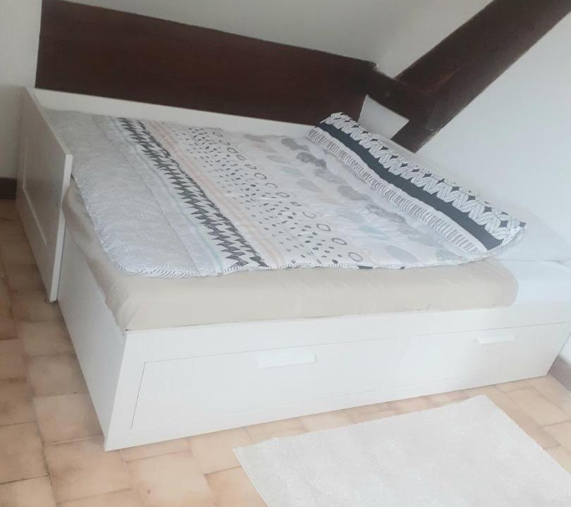 Photo of Bedroom in Villeneuve-Saint-Georges