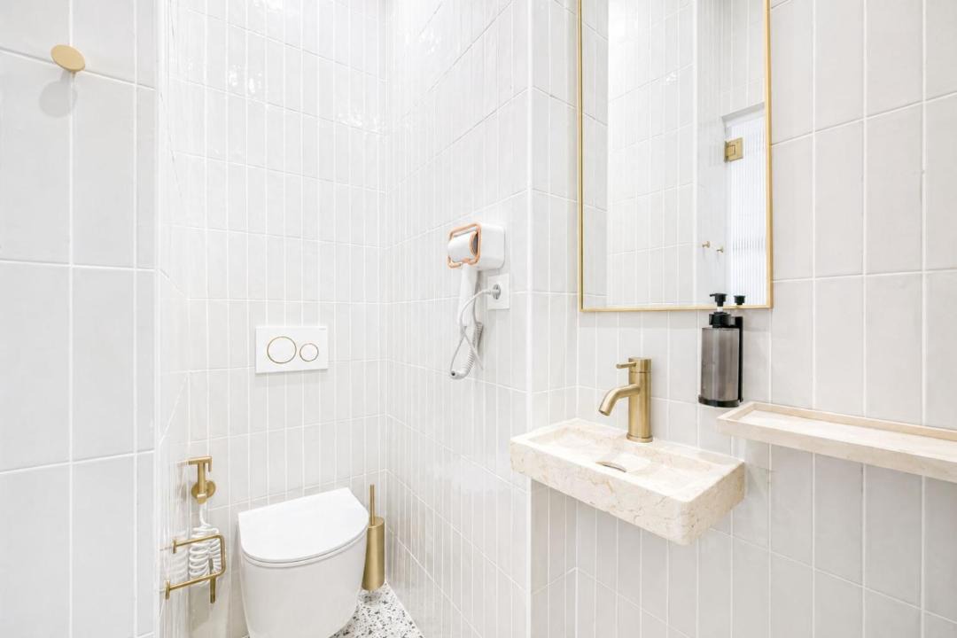 Photo of Bathroom in Villeneuve-Saint-Georges