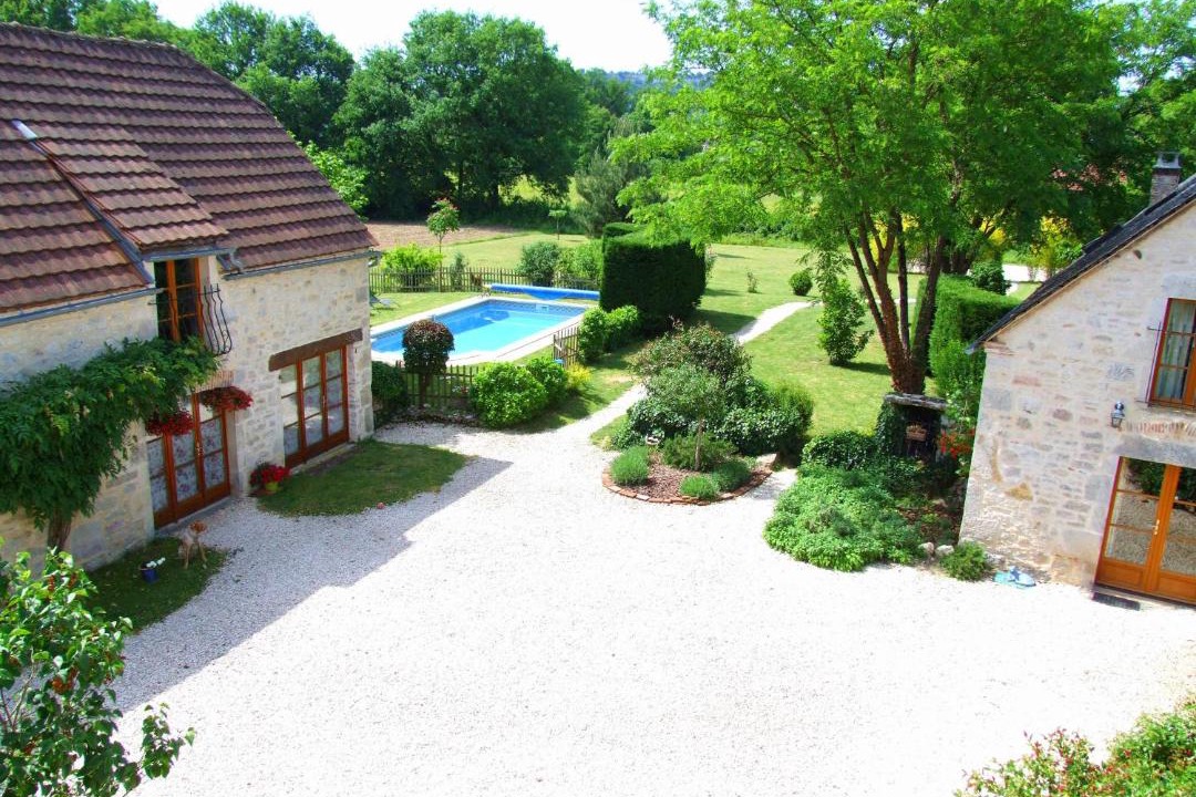 Photo of Others in Meyronne