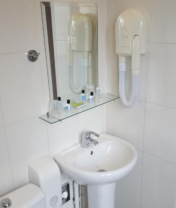 Photo of Bathroom in Clignancourt