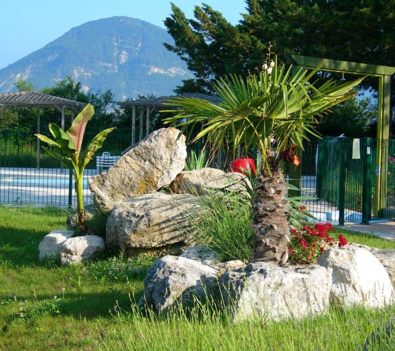 Photo of Others in Die