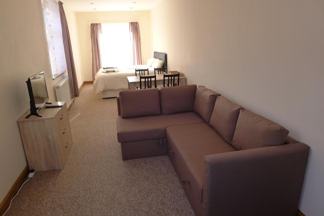 Photo of Livingroom in Alperton