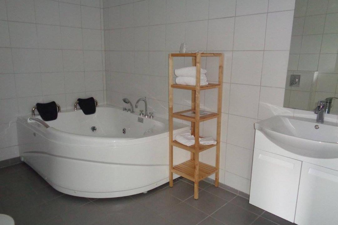 Photo of Bathroom in Store Binderup