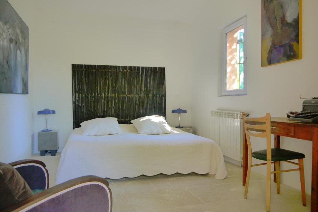 Photo of Bedroom in Saint-Jean-de-Cuculles