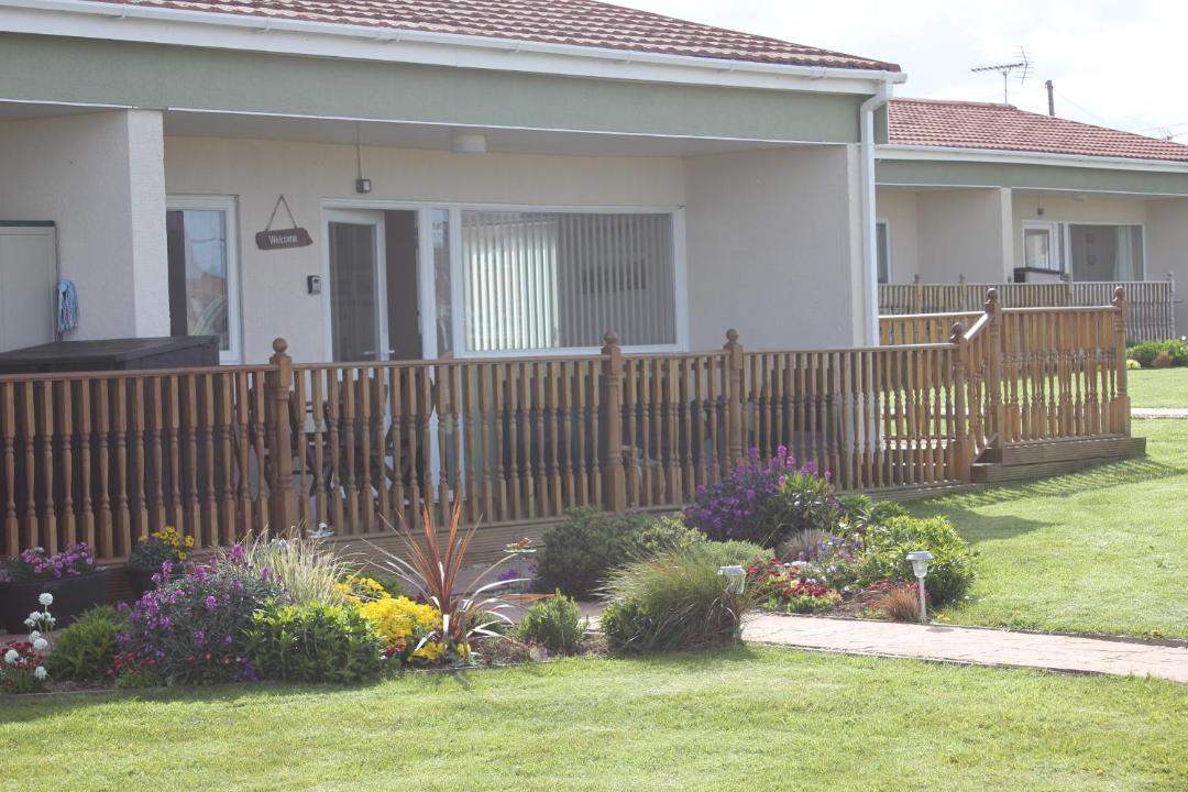 Photo of Others in Bacton