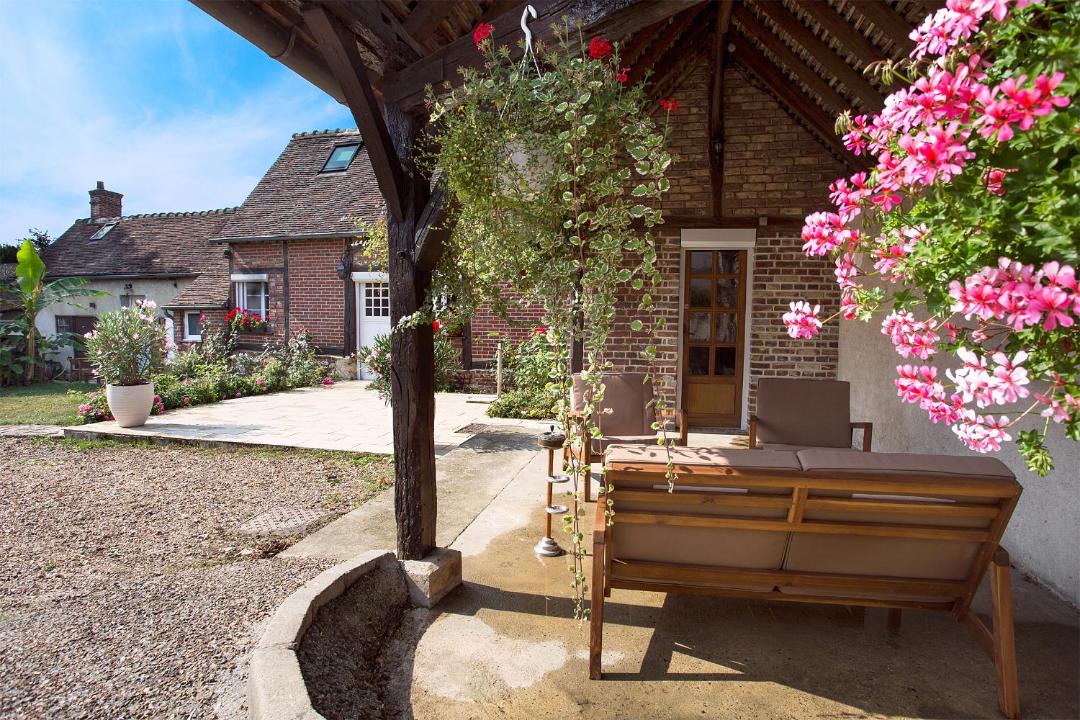 Photo of Others in Allonne