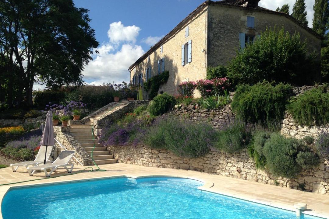 Photo of Others in Monmarves