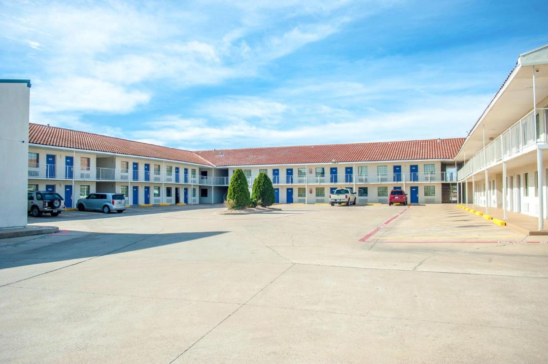 Photo of Others in Corsicana