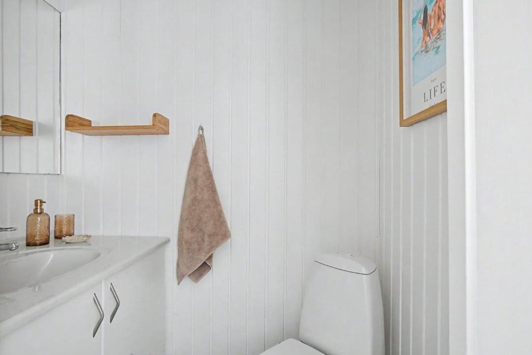 Photo of Bathroom in Helnæs By