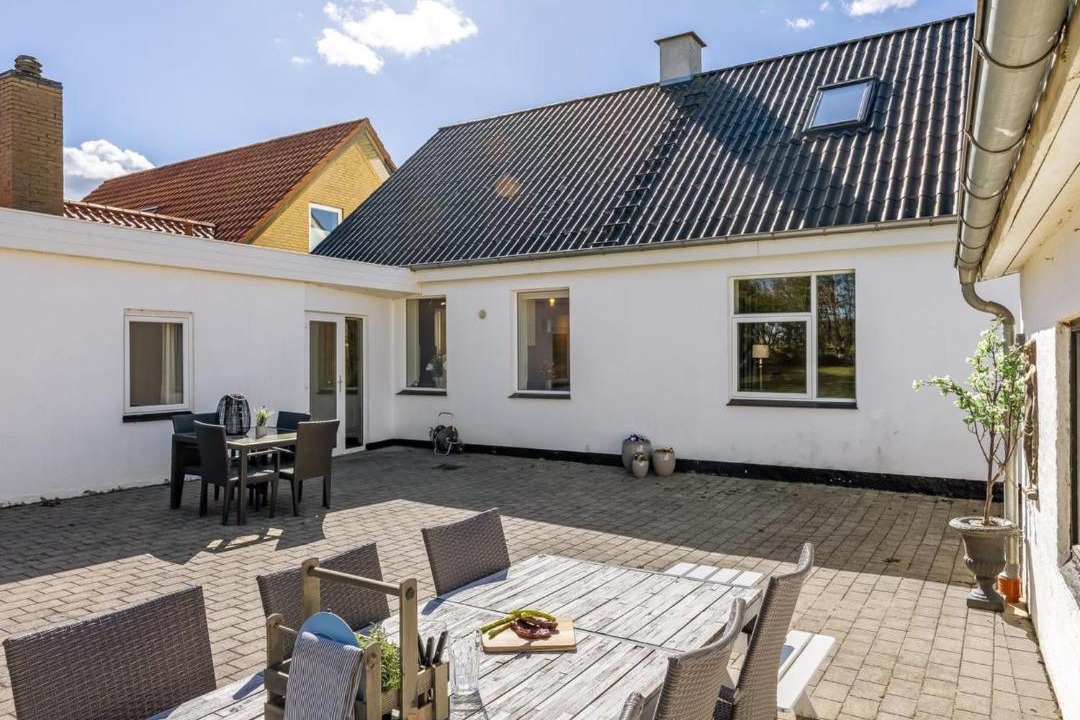 Photo of Others in Lokken