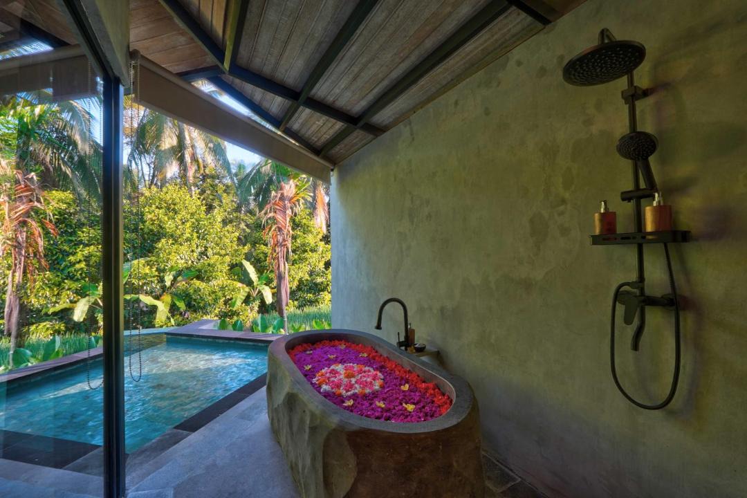 Photo of Bathroom in Sambahan