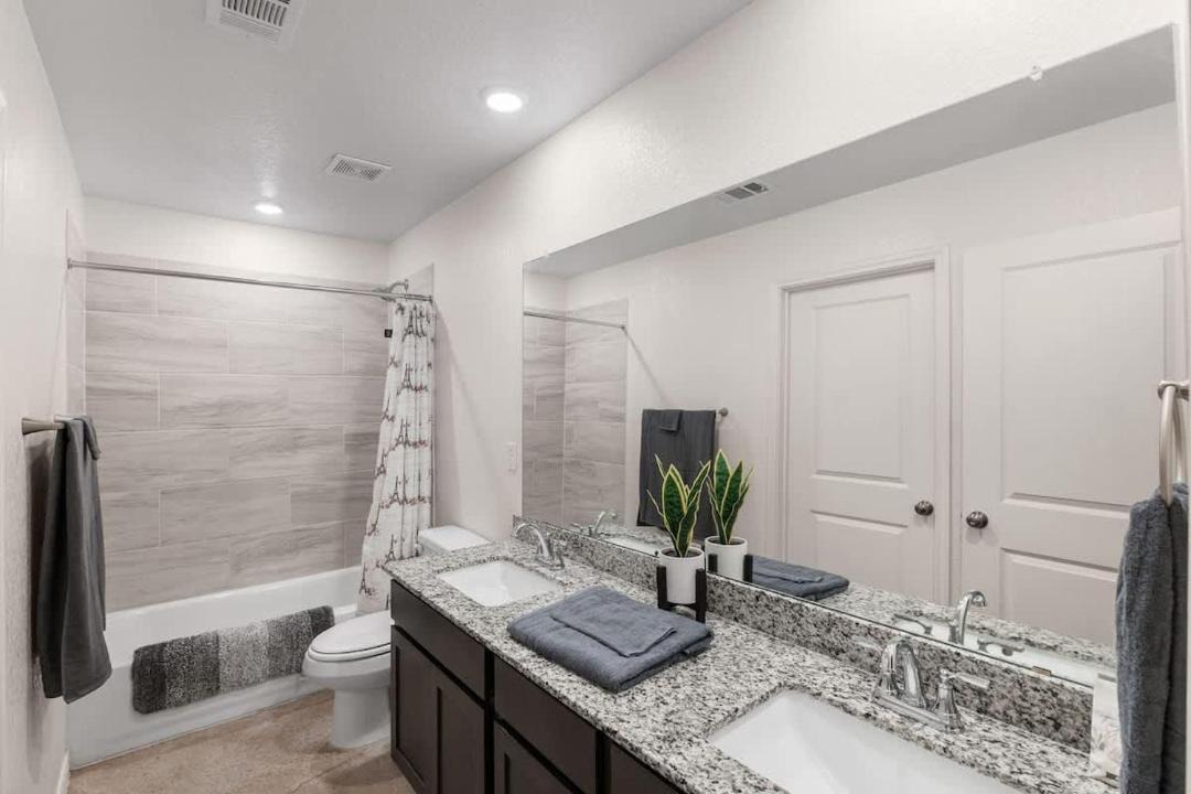 Photo of Bathroom in Copperas Cove