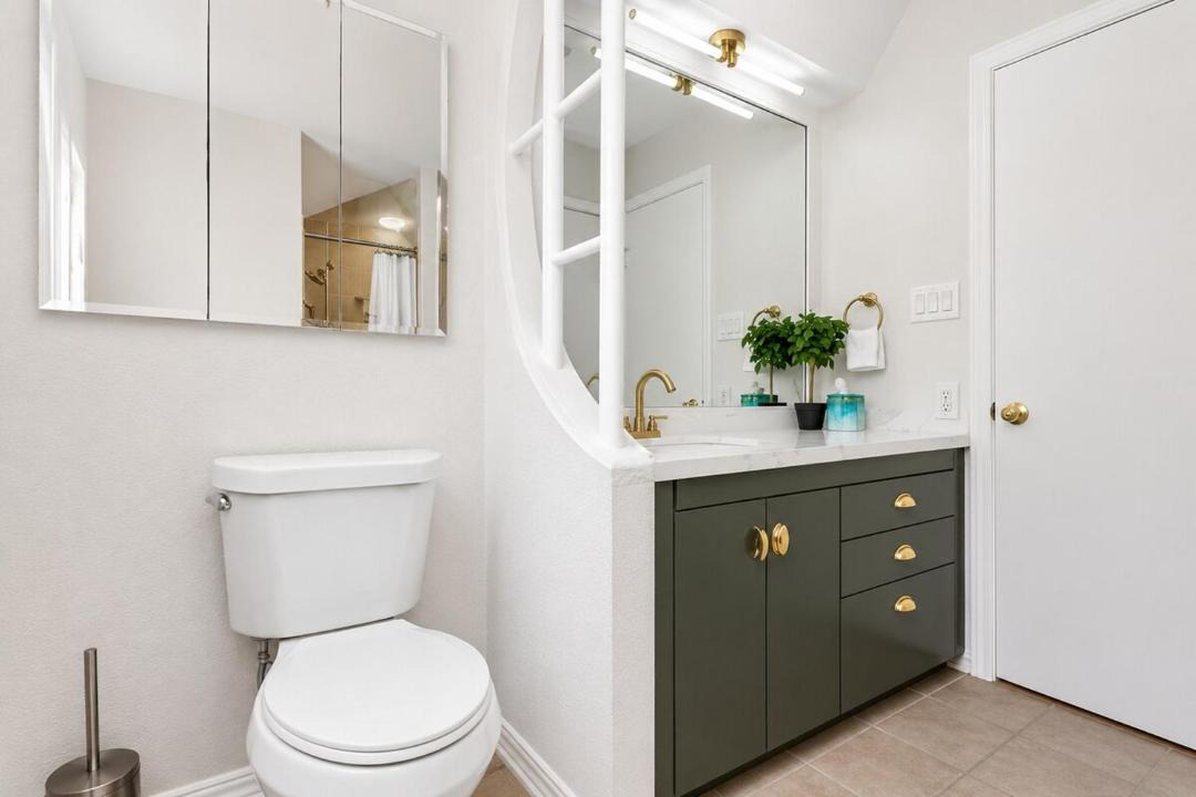 Photo of Bathroom in Montgomery