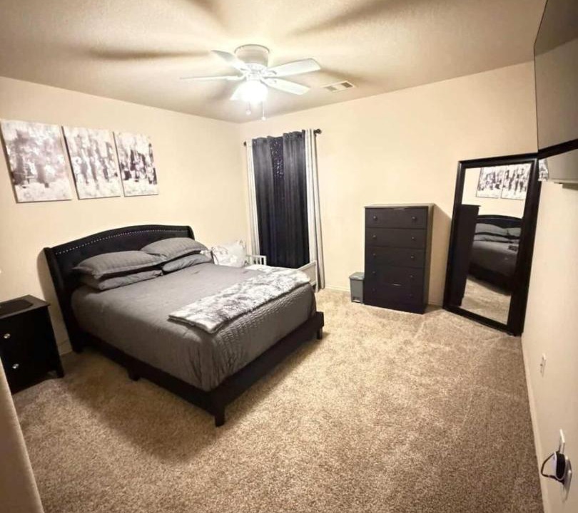 Photo of Bedroom in Porter