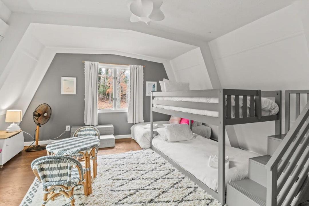 Photo of Bedroom in Forestdale