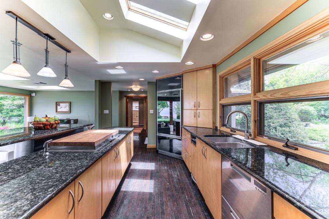Photo of Kitchen in Lake View