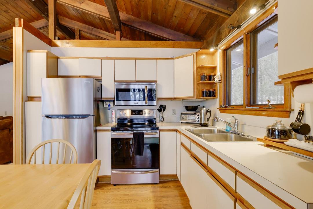Photo of Kitchen in Schroon Lake