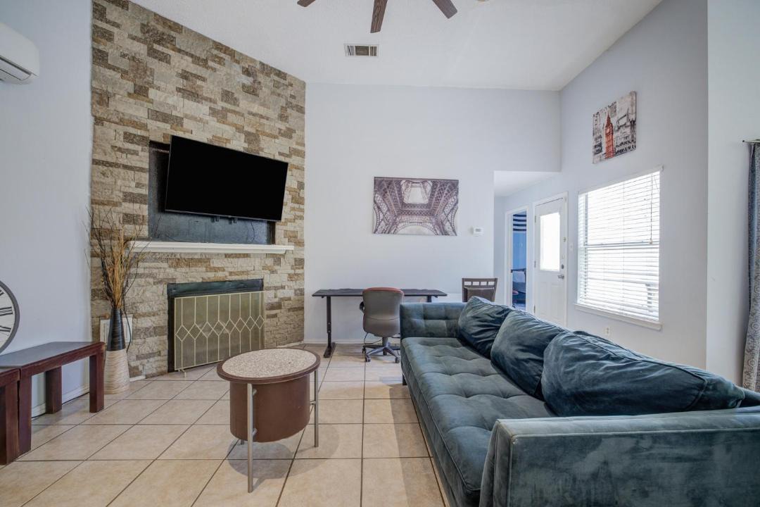 Photo of Livingroom in Round Rock