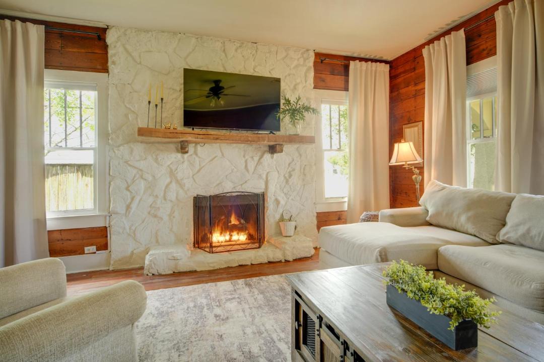 Photo of Livingroom in Breaux Bridge